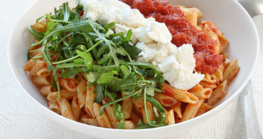 Recept Pasta met tomatensaus, rucola en ricotta Grand'Italia